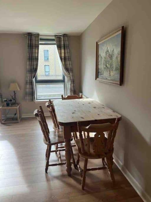 Modern Edinburgh Apartment 2 Bedrooms & Two Bathrooms Esterno foto